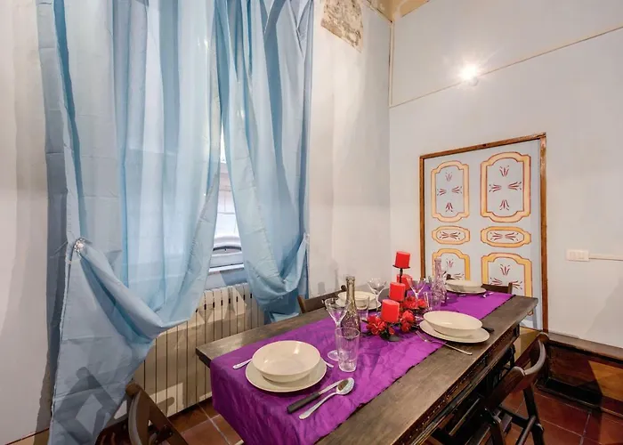 Casa Savelli * Roma